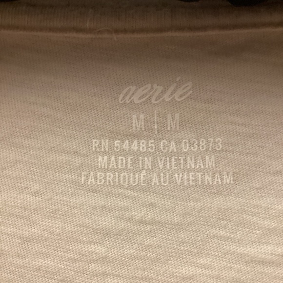 Aerie Love Me, Love Me Not Graphic Tee Shirt Size Medium - Picture 3 of 8